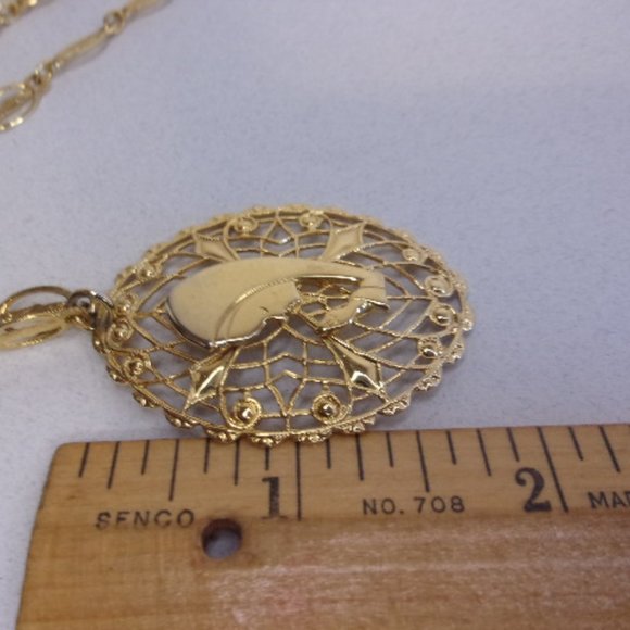Holy Mary Filigree Gold Tone Pendant Necklace 24" L - Picture 8 of 10